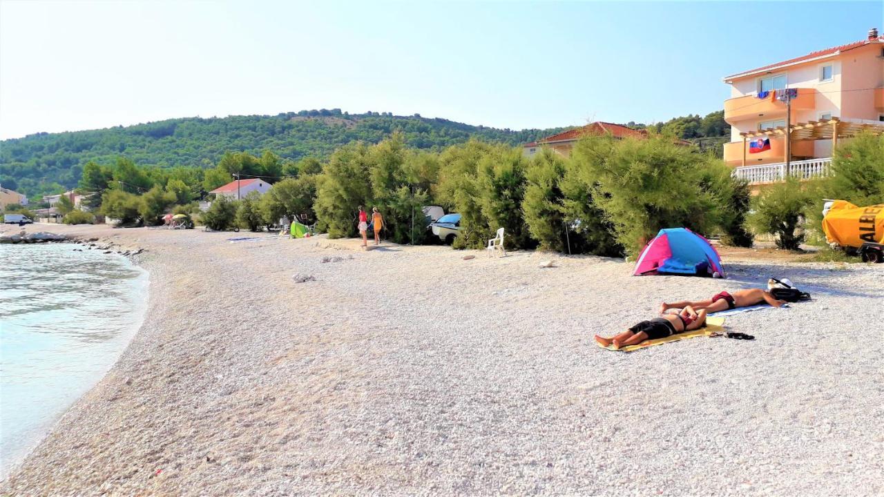 Ferienwohnung Marinovi Dvori Slatine Exterior foto