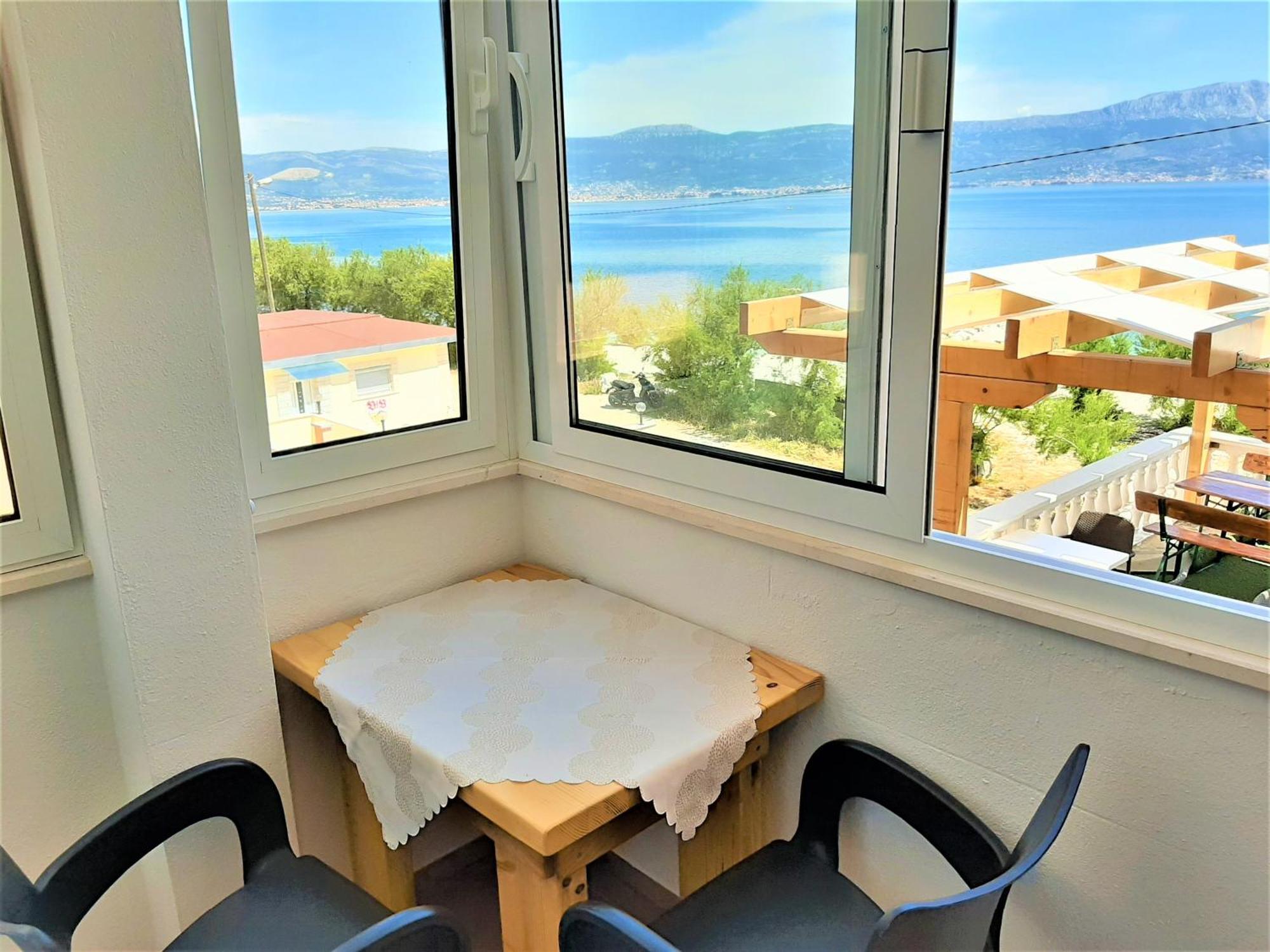 Ferienwohnung Marinovi Dvori Slatine Exterior foto